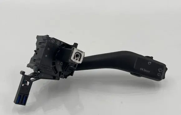 Volkswagen Golf Plus Wiper control stalk 01203506