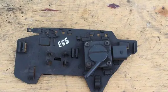 BMW 7 E65 E66 Exhaust gas pressure sensor 7789219