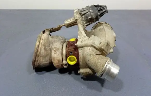 Alpine B3 B4 B5 B6 E90 E91 E92 E93 Turbo system vacuum part 9452135