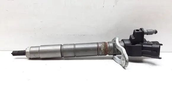 Volvo XC60 Fuel injector 31303238 0445116046