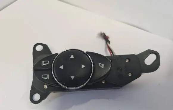 Mercedes-Benz E W211 Wing mirror switch 2118216079 03211041