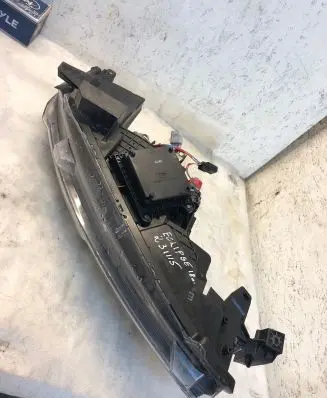 Mitsubishi Eclipse Cross Headlight/headlamp W3153