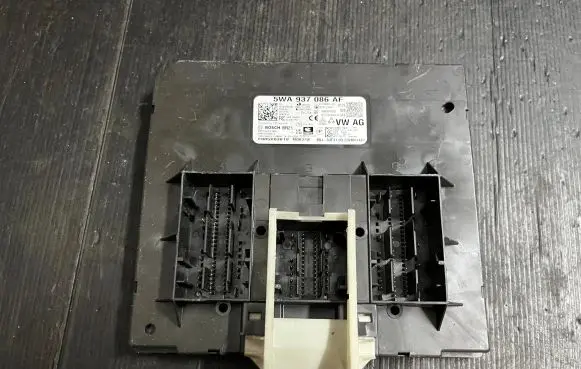 Audi A3 8Y Comfort/convenience module 5WA937086AF