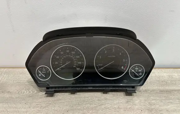 BMW 4 F32 F33 Speedometer (instrument cluster) 9232895 6843145