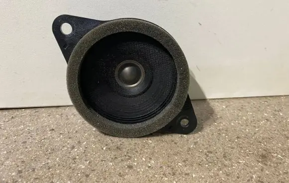 Lexus RX 450H Panel speaker 8616048380