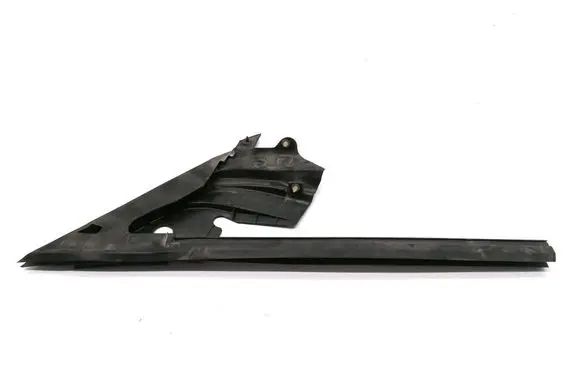Tesla Model 3 Front door rubber seal 1090502-00-G