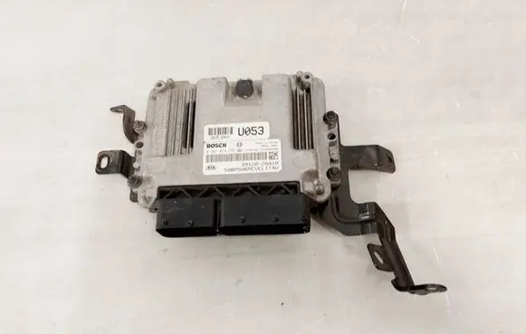 KIA Carens III Engine control unit/module ECU