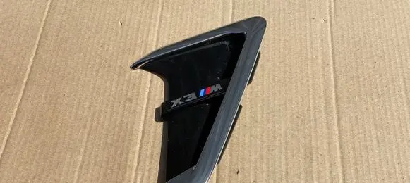 BMW X3M F97 Fender grill 8070538