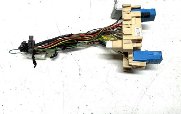 Nissan Qashqai Fuse module 080326