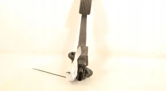 Mitsubishi Outlander Accelerator throttle pedal 1600A116