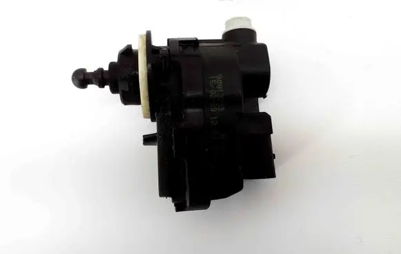 Headlight level adjustment motor