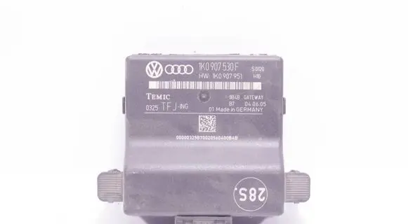 Volkswagen PASSAT B7 Gateway control module 1K0907530F 1K0907951