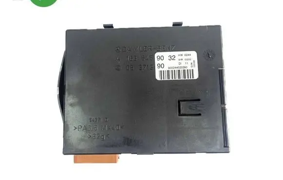 Mercedes-Benz ML W163 Comfort/convenience module A1635452832 A1635459032 05371400