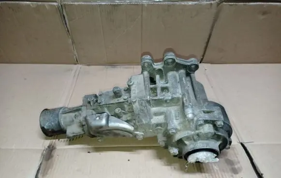 Citroen C-Crosser Gearbox transfer box case 067023