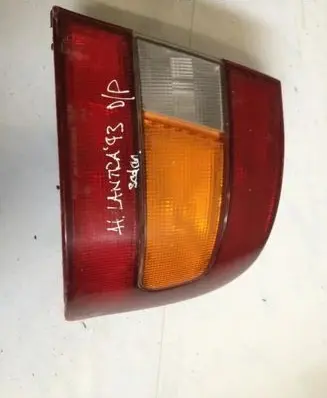 Hyundai Lantra I Rear/tail lights