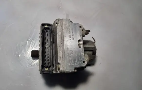 Mercedes-Benz Vito Viano W638 ABS Pump A0054319212 0265220054