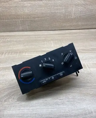 Opel Zafira A Climate control unit 90673 27082002