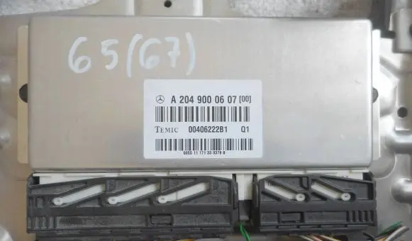 Mercedes-Benz E A207 Other control units/modules A2049000607 00406222B1