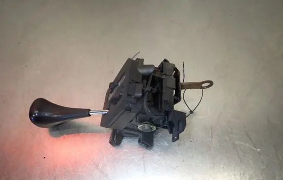 Mercedes-Benz E W124 Gear selector/shifter in gearbox 1295400349