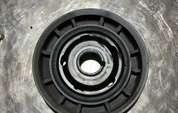 Peugeot 308 Crankshaft pulley 9821624380