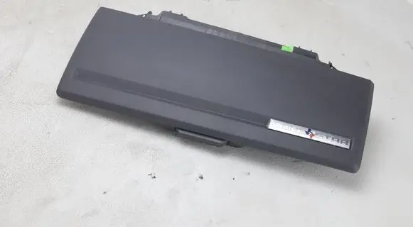 Dodge RAM 1500 DS Glove box lid/cover 0000610904001 63510541 900061090F