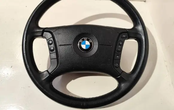BMW X5 E53 Steering wheel 6751178 9217010 101436