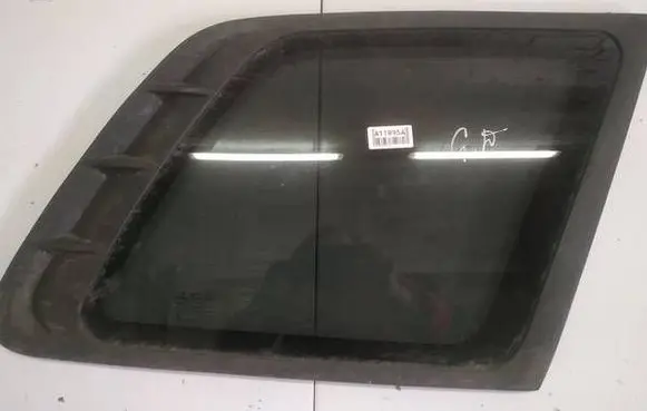 Hyundai Santa Fe Rear side window AS2