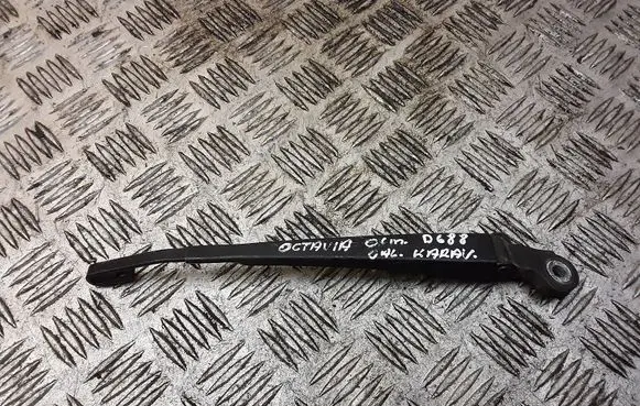 Skoda Octavia Mk1 (1U) Rear wiper blade 1U9955707B