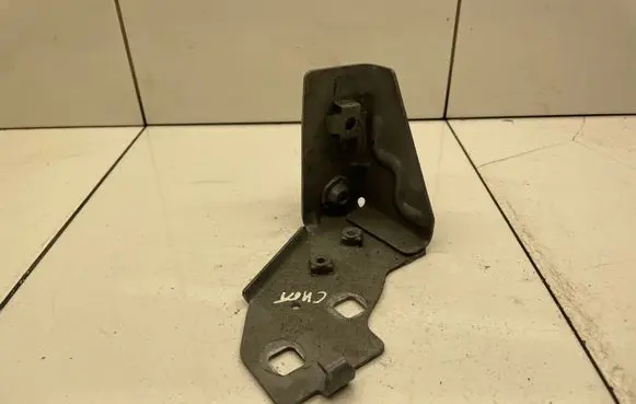 Renault Captur Front splash guards bracket