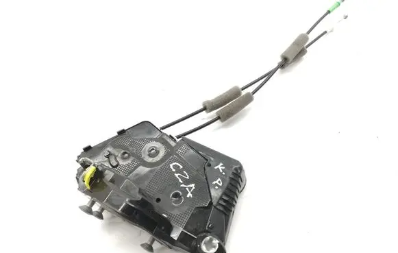 Toyota Yaris Cross Coupe door lock (next to the handle) 