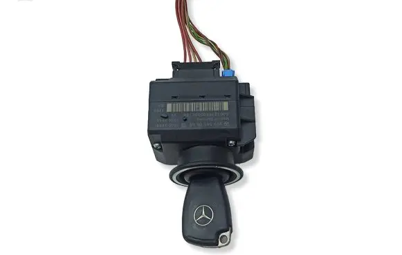 Mercedes-Benz CLK A209 C209 Ignition lock 2095450908