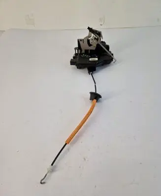 Audi A4 S4 B6 8E 8H Rear door lock 8E0839016C