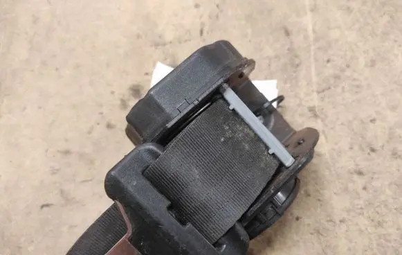 Citroen C5 Rear seatbelt 33052806 96325577XX