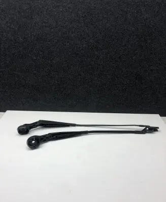 Citroen C4 II Picasso Front wiper blade arm 9676367780