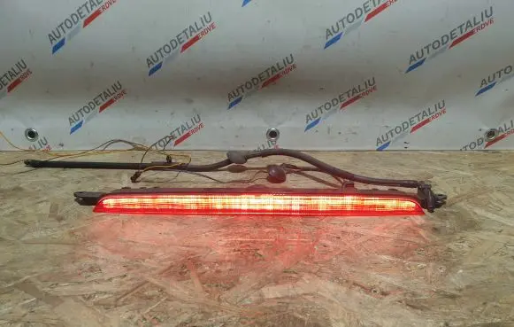 BMW i3 Third/center stoplight 7304040 7306469