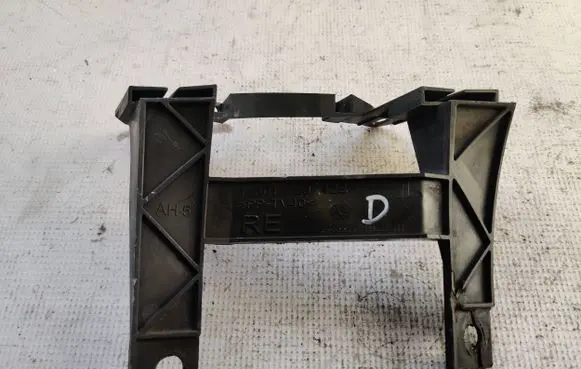 Volkswagen Transporter - Caravelle T5 Headlight/headlamp mounting bracket 1301329422