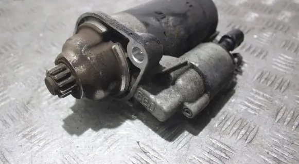 Volkswagen Polo V 6R Starter motor