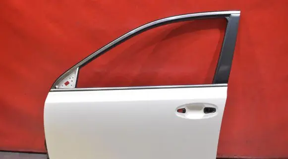 Subaru Legacy Front door