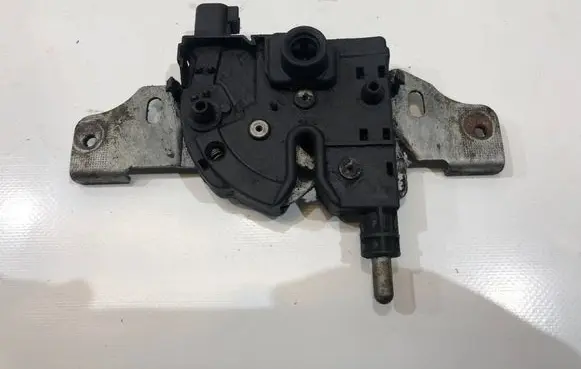 Ford Mondeo Mk III Engine bonnet/hood lock/catch 1S7A16700