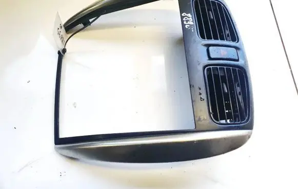 Mazda Premacy Dash center air vent grill c10055211