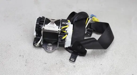BMW X1 E84 Front seatbelt 2991283 34061696 34061643