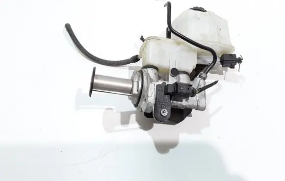 Audi A3 S3 8V Master brake cylinder 502611301D 32670328
