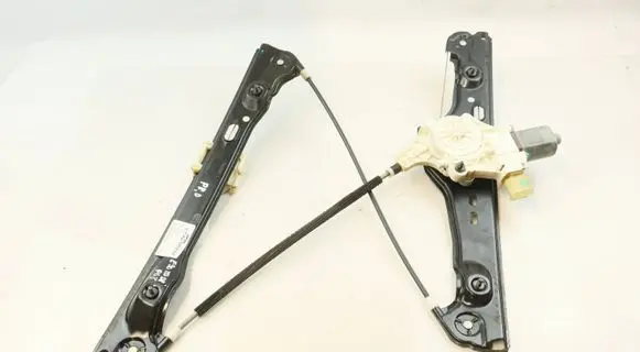 BMW 3 E90 E91 Front door window regulator with motor 7060266 7140588 51337140588