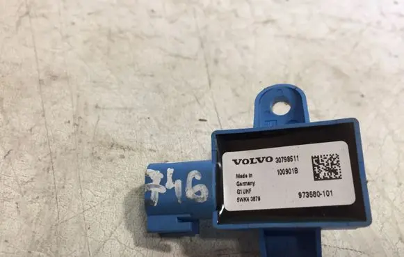 Volvo XC60 Airbag deployment crash/impact sensor 30798511 100901B