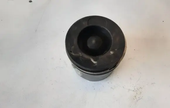 KIA Sorento Piston 