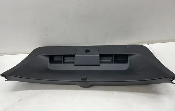 Volkswagen e-Golf Tailgate trim 5G6867605E