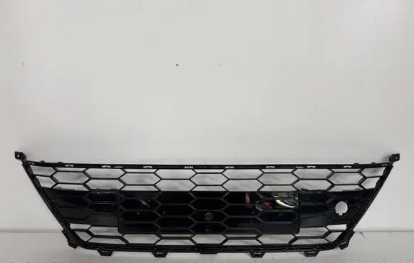 Seat Ateca Front bumper lower grill 575853668C