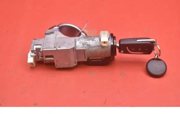 Toyota Corolla E10 Ignition lock 45020-02-14