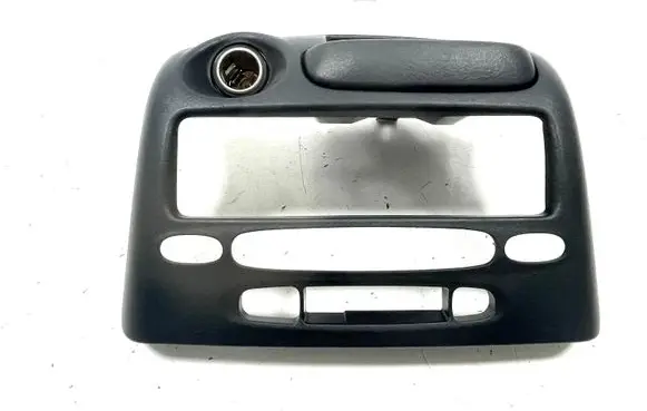 Toyota Yaris Radio/GPS head unit trim 8622052010 7411152010