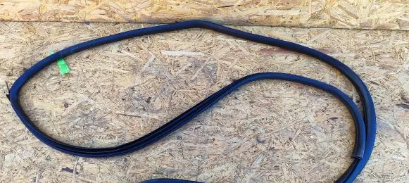 Nissan Murano Z50 Rubber seal rear door 